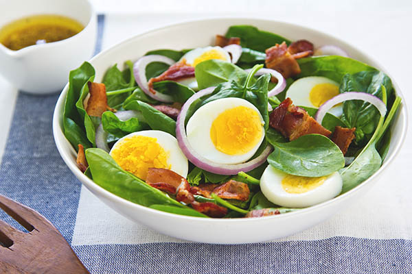 Hvordan koke egg riktig - Hardkokt egg i salat