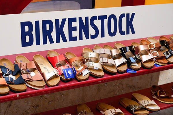 Birkenstock sandaler i butikkhylle